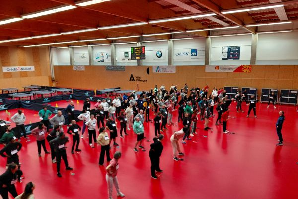 echauffement-collectif-alenconF2F261A1-2CA6-10E3-612D-16C9E03EFF13.jpg